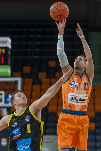 雄鹿队在比 雄鹿队在比