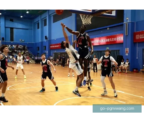 全球热闹开赛！最新篮球锦标赛精彩赛况报道