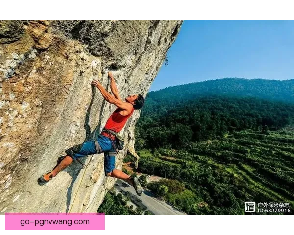 激情擂台！攀岩高手争锋对决，谁能登顶巅峰？