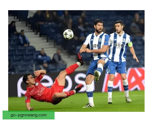 足球实时比分大揭秘，全方位分析解读最新比赛信息